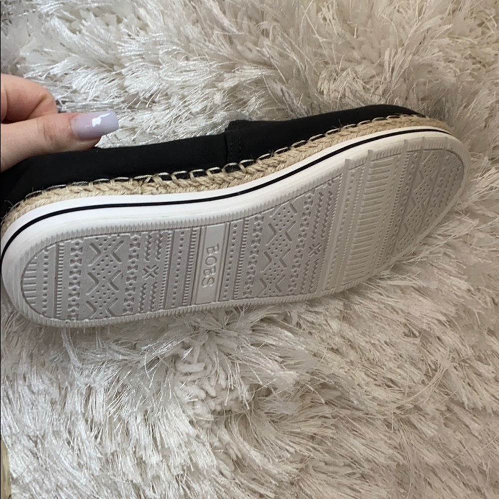 Sandals - Picture 2 of 4